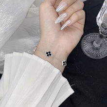 Vòng tay bạc LAMY  Four Leaf clover silver with stones  CDE2186SV