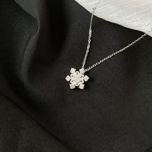 Dây chuyền LAMY Teardrop Snowflakes Silver Necklace CDE6310
