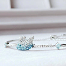 Vòng tay LAMY Blue Iconic Swan Bracelet Blue CDE2139