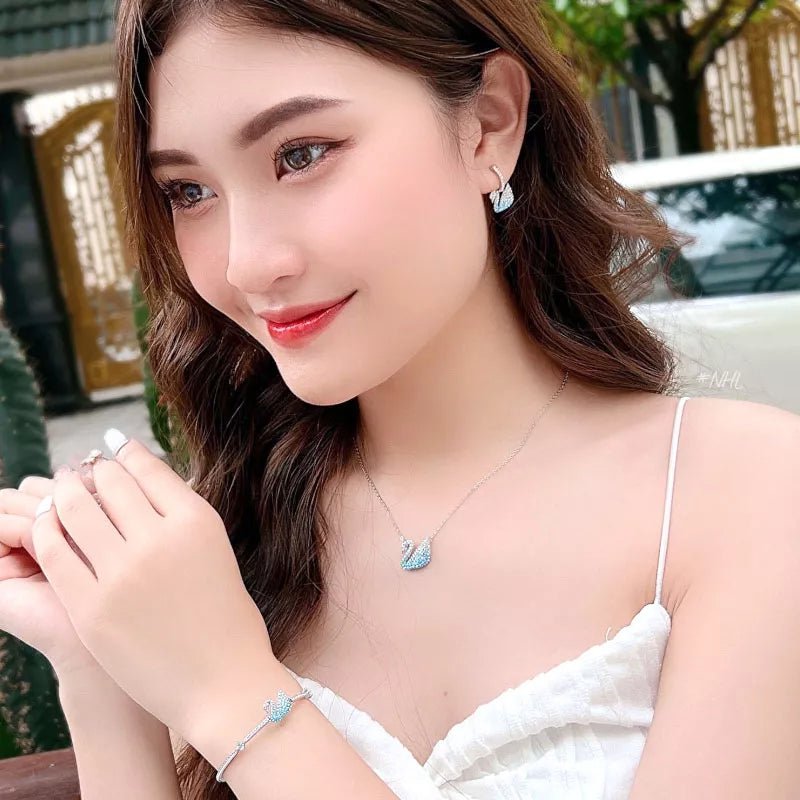 Blue Iconic Swan Bracelet Blue