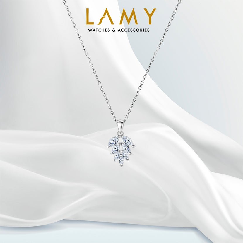 Crystal Leaf Clavicle Necklace Silver