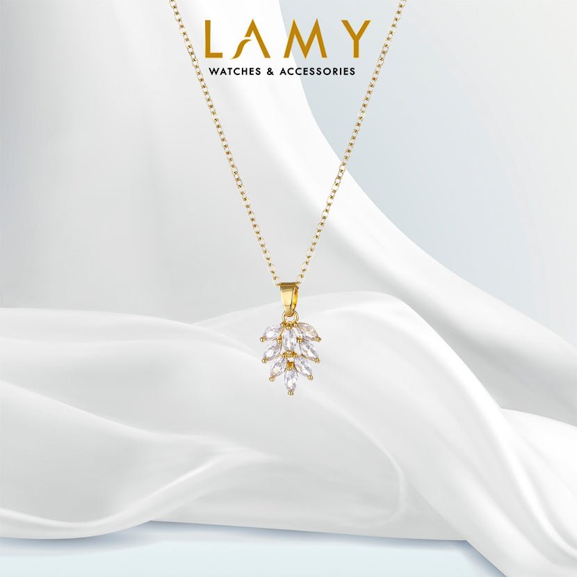 Crystal Leaf Clavicle Necklace Gold
