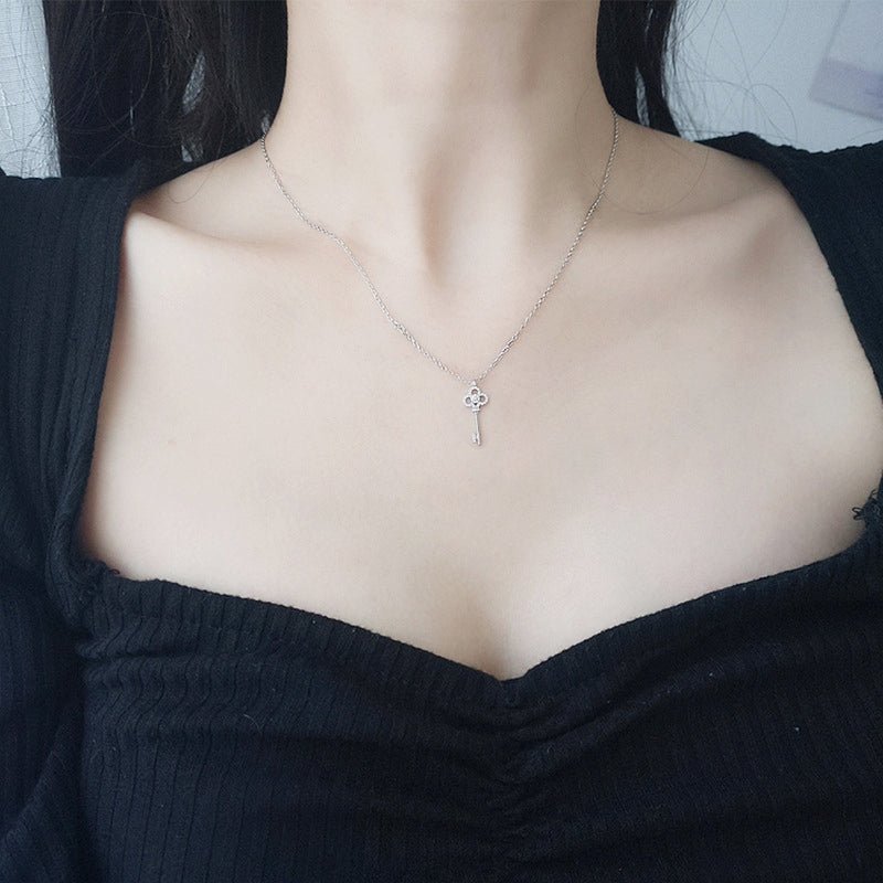 Flower Key Necklace Silver