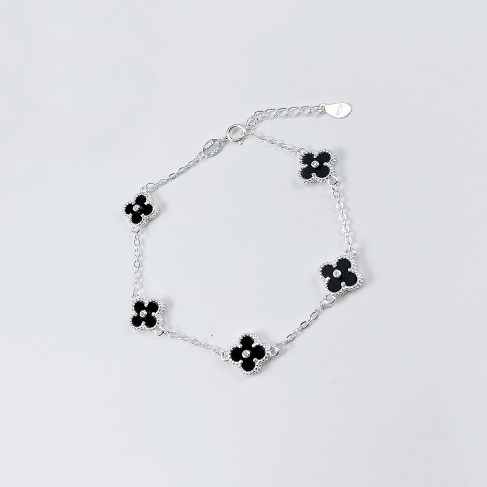 Four Leaf Jewelry Set Silver