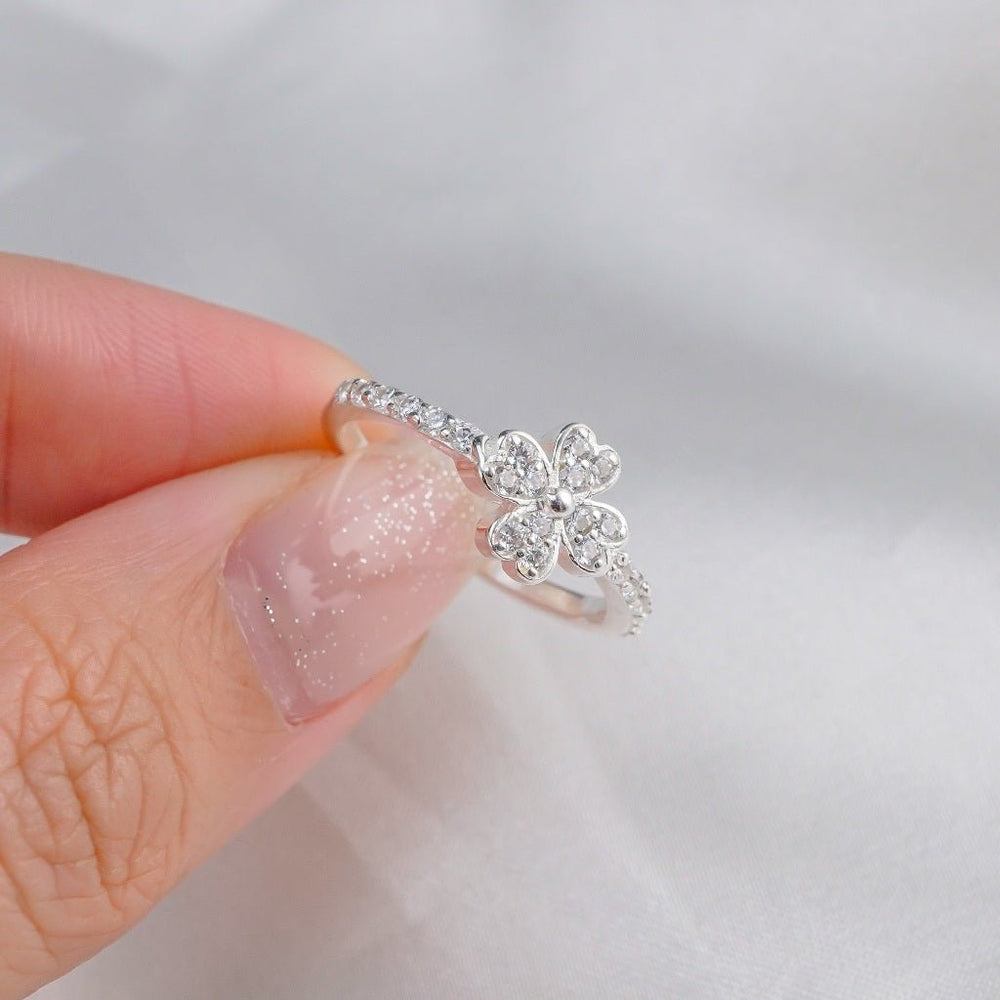 Tiny Four-leaf Clover Ring - 8257SV