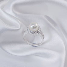 Nhẫn bạc LAMY  Luxurious Synthetic Pearl Silver CDE8223SV