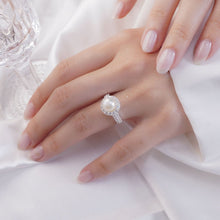 Nhẫn bạc LAMY  Luxurious Synthetic Pearl Silver CDE8223SV