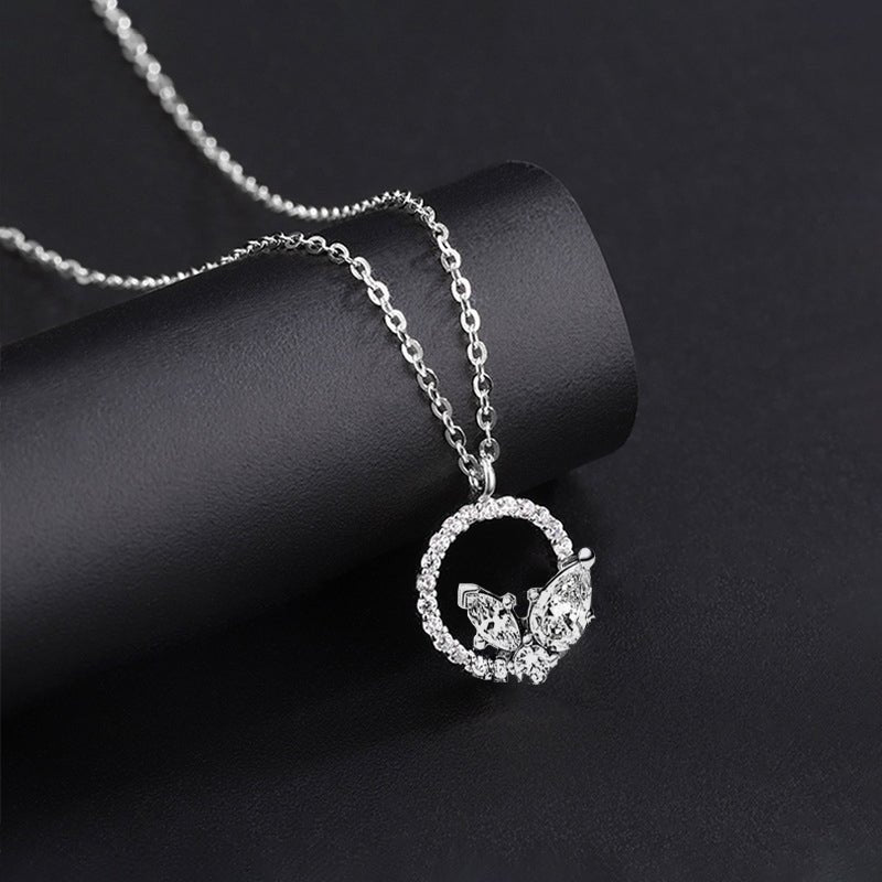 Sparkling Herbarium Circle Necklace Silver