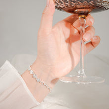 Vòng tay LAMY Stone Snowflake Silver Bracelet CDE2197