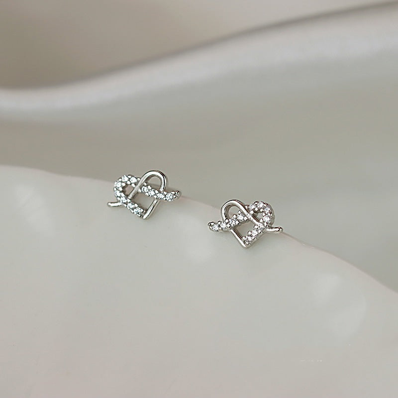 CDE Infinity Heart Silver Earrings CDE3263SV