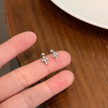 Khuyên tai LAMY  Sparkling Cross Silver Earrings CDE3272SV
