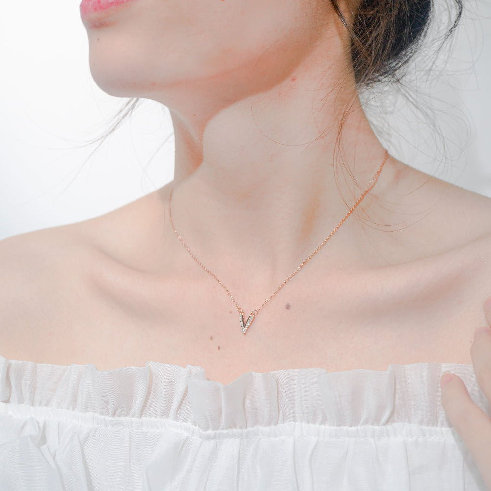 V Shaped Pendant Necklace Rose Gold