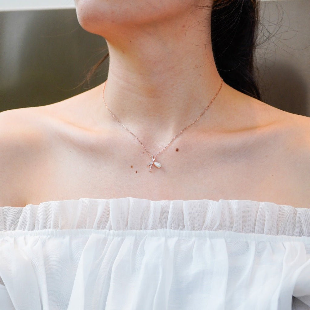 Bow Charm Necklace Rose Gold