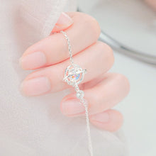 Vòng tay đá mặt trăng CDE Planet Moonstone Bạc CDE2226SV