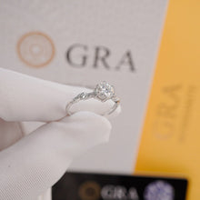 Nhẫn kim cương Moissanite 6mm được chứng nhận GRA CDEDR026 - Sản phẩm được chứng nhận chính hãng