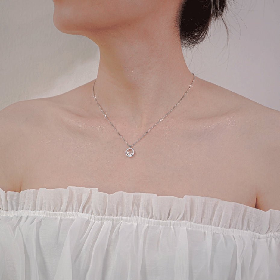 Sparkling Herbarium Circle Necklace Silver