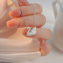 Dây chuyền LAMY  Crystal Swan Necklace CDE6393SV