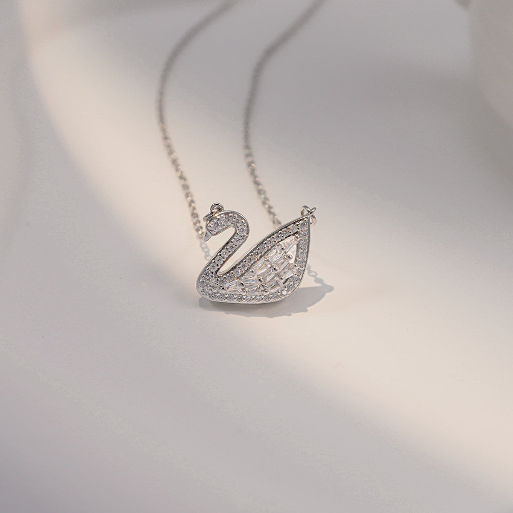 CDE Crystal Swan Necklace CDE6393SV