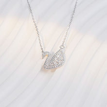 Dây chuyền LAMY  Crystal Swan Necklace CDE6393SV