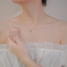 Dây chuyền LAMY V Shaped Pendant Gold Women's Necklace CDE6390GG