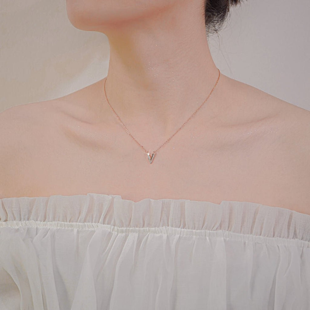 V Shaped Pendant Necklace Rose Gold