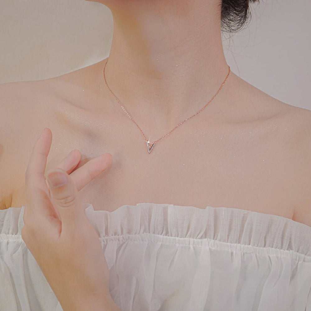 V Shaped Pendant Necklace Rose Gold