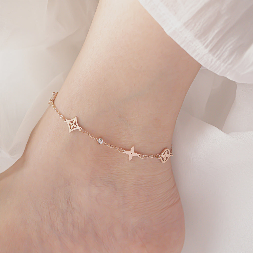 Lucky Anklet Rose Gold - 9005RG đeo chân