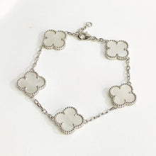 Milgrain Four Leaf Clover Bracelet - Bạc, đá trắng