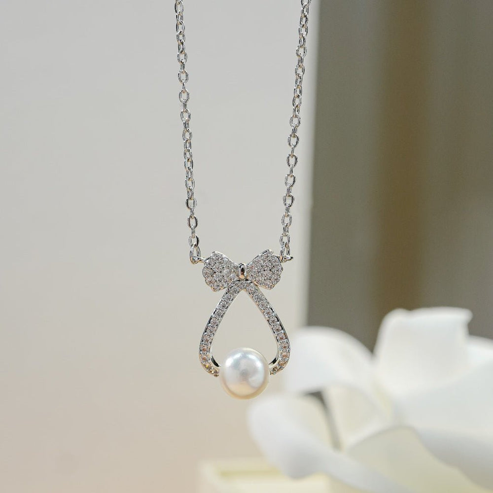 Pearl Bow Necklace Silver