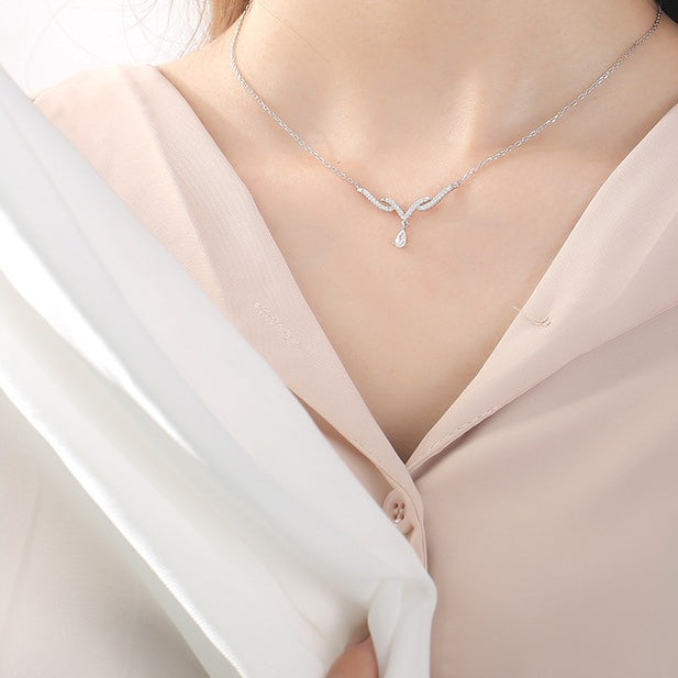 Soft Sunlight Drop Necklace Silver