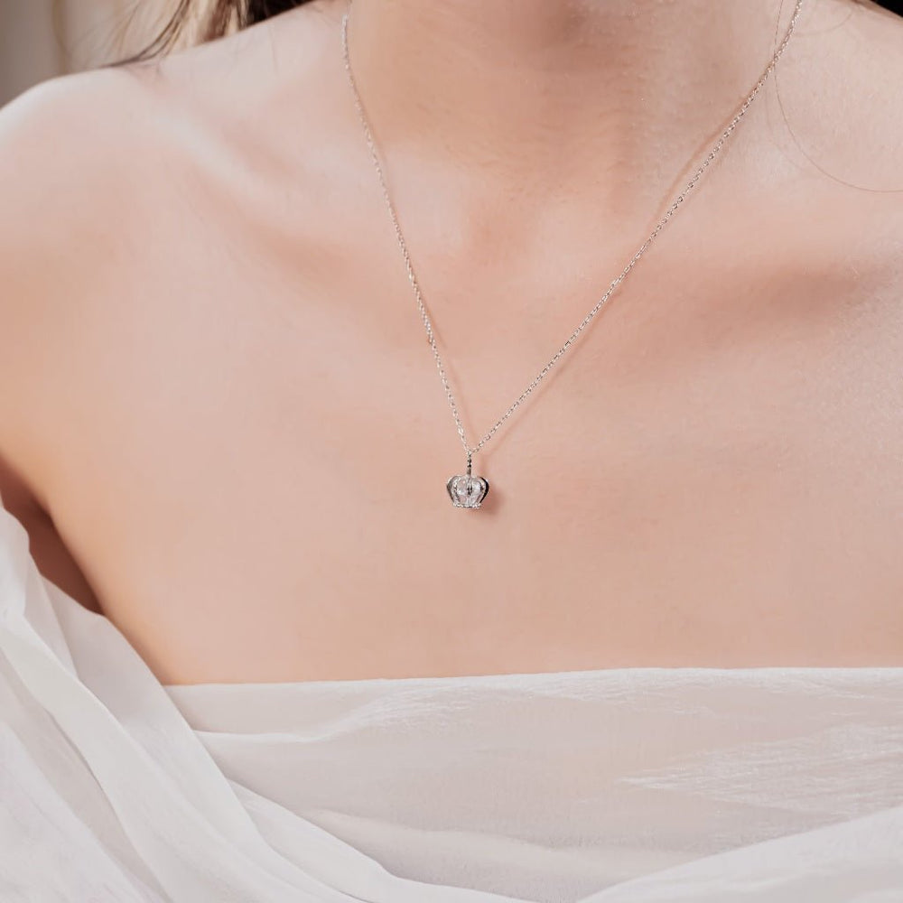 Elegant Crown Necklace Silver