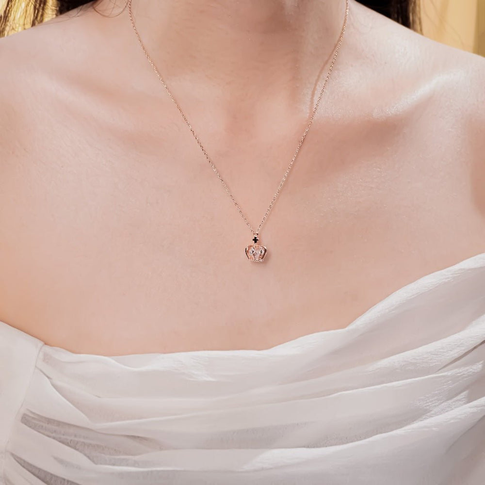 Elegant Crown Necklace Rose Gold