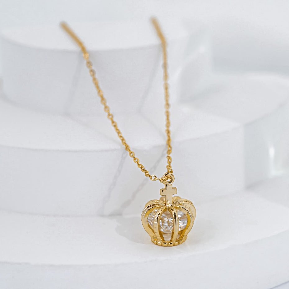 Elegant Crown Necklace Gold