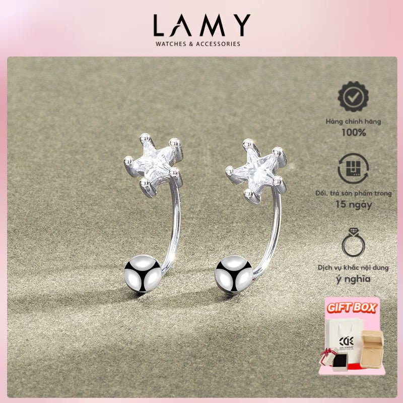 Twinkle Star Earrings Silver, mỗi chiếc là ngôi sao đá trắng phía trước