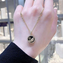 Dây chuyền nữ Pendant Swan Necklace Gold CDE6040GG