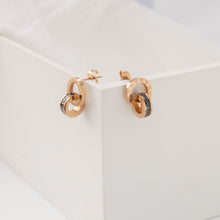 CDE Sweet Love Earrings Black CDE3002BL