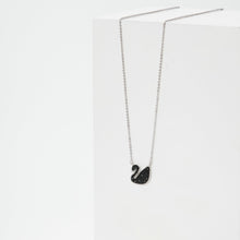 Dây chuyền nữ Black Swan Silver Necklace CDE6041BL