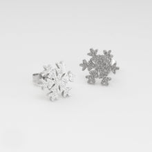 Khuyên tai LAMY Romantic Snowflake Earrings Silver CDE3010SV