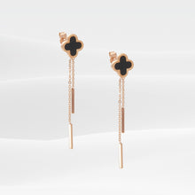 Khuyên tai LAMY Clover Tassels Earrings CDE3013BL