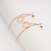 Khuyên tai LAMY Roman Numeral Circle Earrings CDE3015