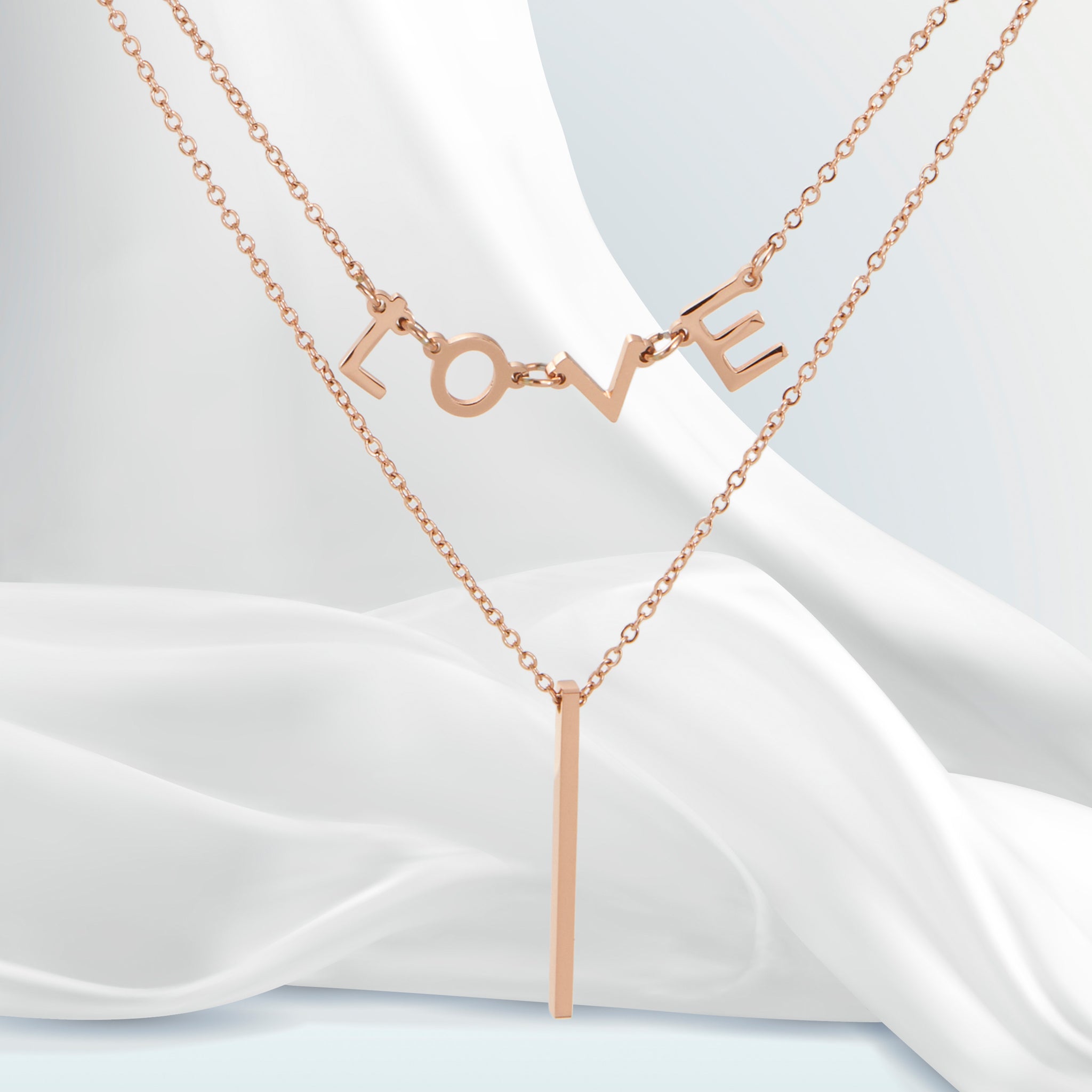 Dây chuyền nữ CDE I LOVE Necklace CDE6018RG