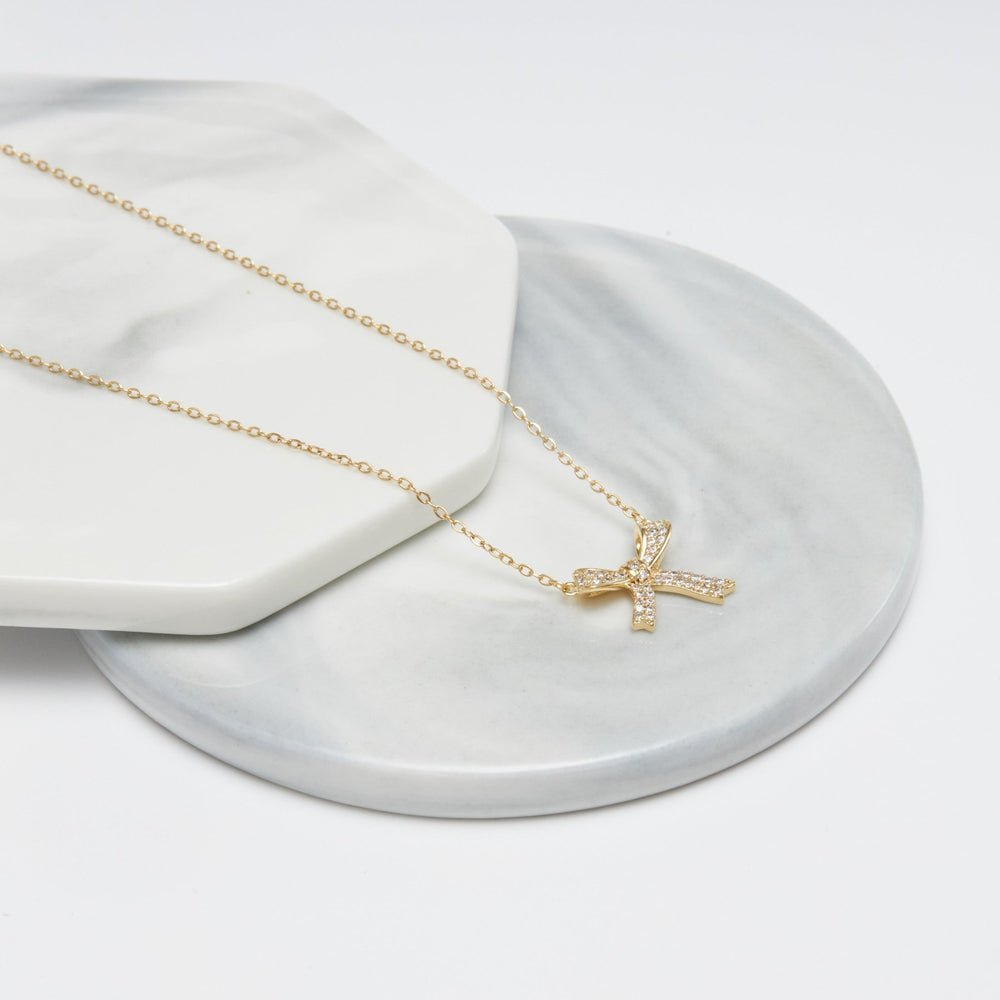 Bow Necklace Gold