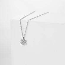 Dây chuyền nữ Romantic Snowflake Necklace Silver CDE6033SV