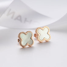 Khuyên tai LAMY Lucky Four Leaves Earrings Rose Gold CDE3023RG.WH