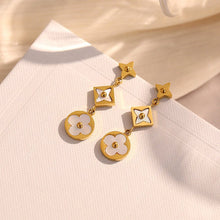 Khuyên tai nữ CDE Four Leaves Earrings Silver CDE3024RG