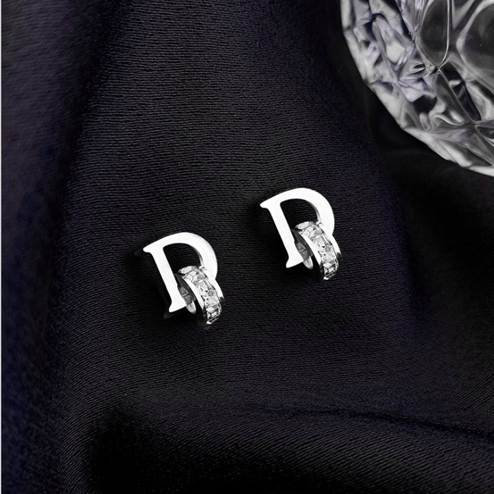 D-shaped Earrings Silver