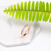 Nhẫn LAMY Semi Eternity Ring CDE8018RG
