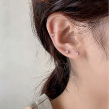 Khyên tai nữ LAMY Elegant Earrings Silver CDE3025SV