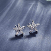 Khuyên tai LAMY Sparkling Snowflake Earrings CDE3035SV