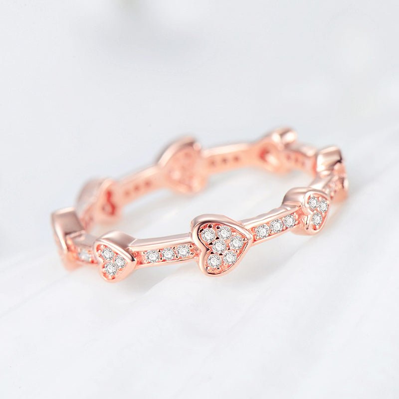 Alluring Hearts Ring Rose Gold